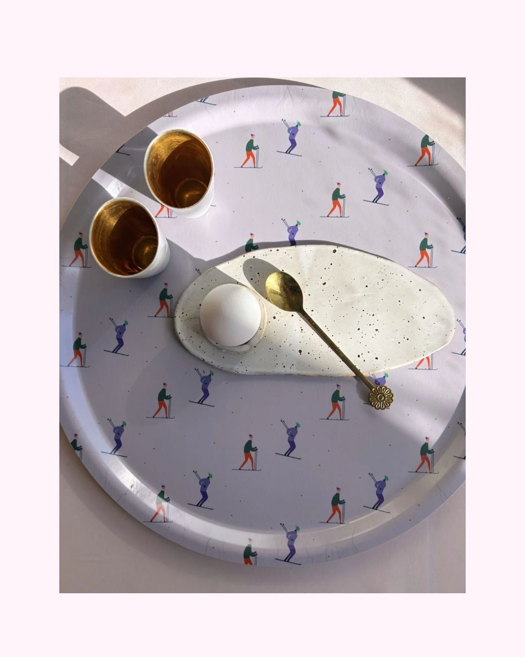 ANGEL FAMILY DESIGN Plateau rond Skieurs