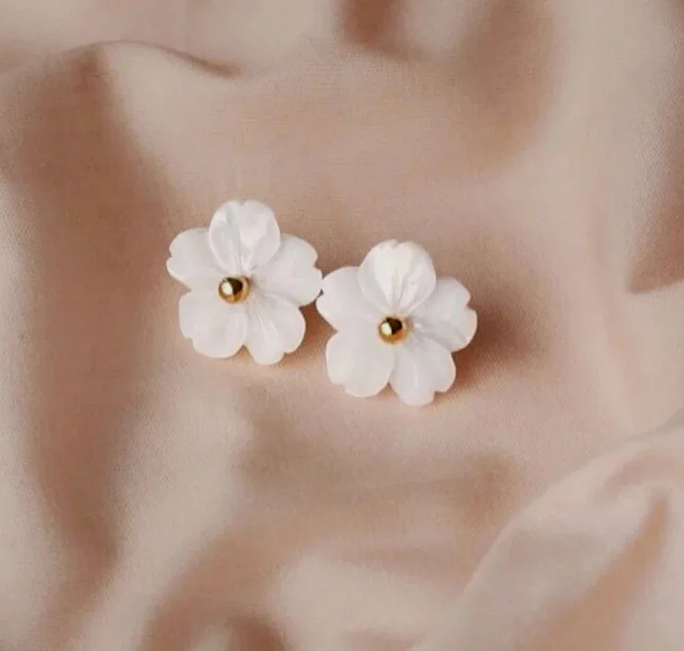DANA ROSE BO Mila studs A04