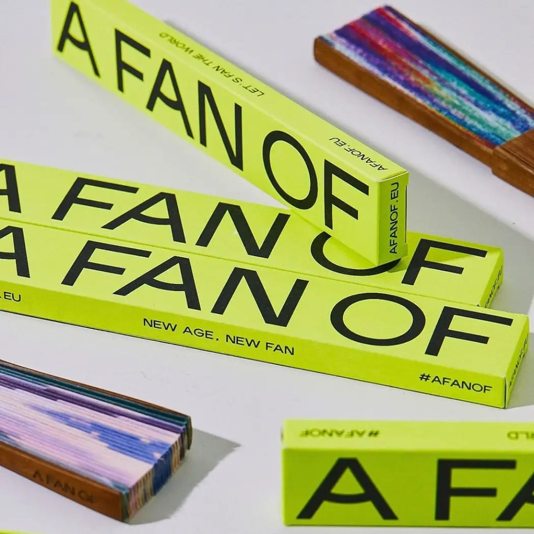 A FAN OF Eventail Color Harmony